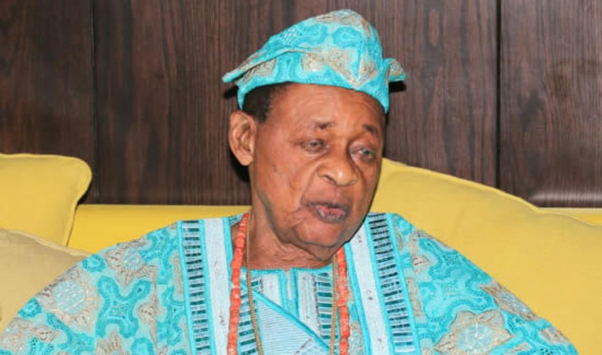 Alaafin Of Oyo Writes President Buhari On The Looming Anarchy In The Country.