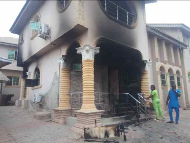 Hoodlums Set Sunday Igboho’s House Ablaze After Firing Gunshots In Ibadan