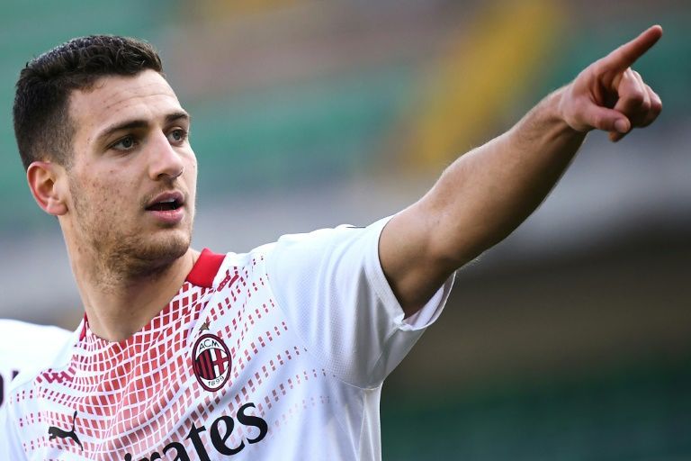 Ac Milan Cut Gap On Leaders Inter With Win At Verona