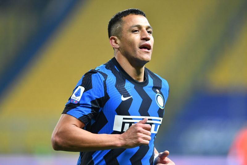 Sanchez Double Takes Inter Milan Six Points Clear