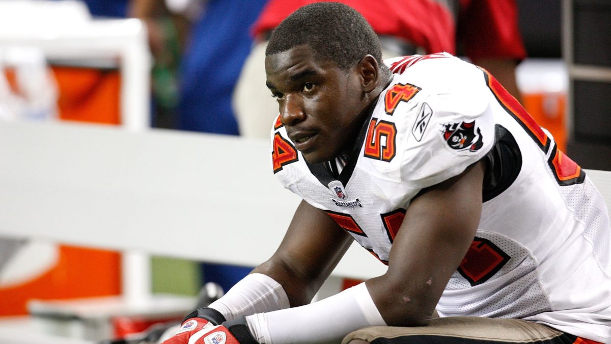 Former NFL-Linebacker, Hayes Dies Aged 33