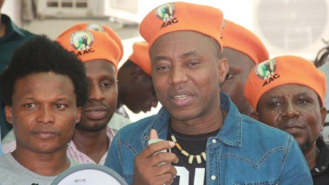 Sowore Reportedly Teargassed During Protest In Abuja