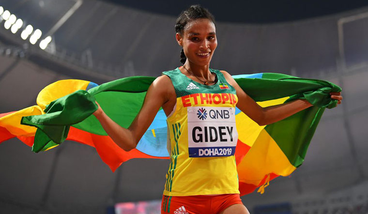 Ethiopian Breaks Two-Day Old Women’s 10000m World Record