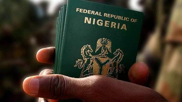 FG Suspends Passports Of Over 2,000 Travellers For Violating COVID-19 Protocol