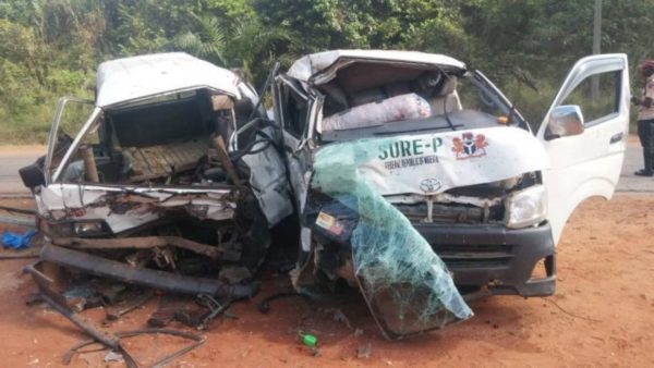 4 Die, 14 Injured On Lagos-Ibadan Expressway Accident