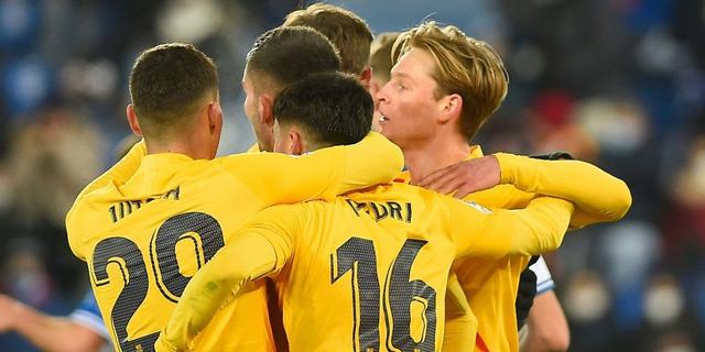 Late De Jong Winner Edges Barcelona Past Struggling Alaves