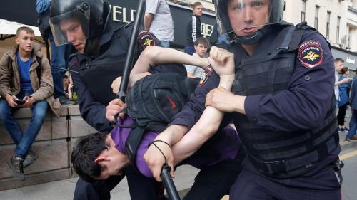 Ukraine Attack: Hundreds arrested in Anti-war Protests in Russia