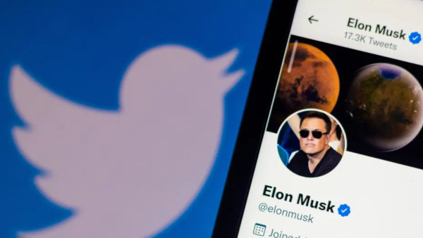 Elon Musk Buys Twitter