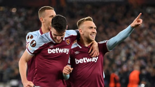 Ten-Man West Ham Hold On For Draw Against Lyon