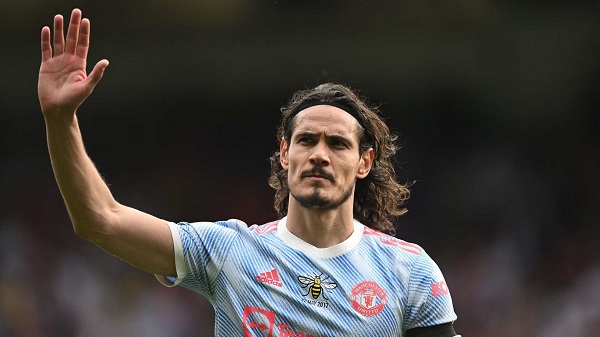 Valencia Confirm Manchester United’s Edinson Cavani Deal