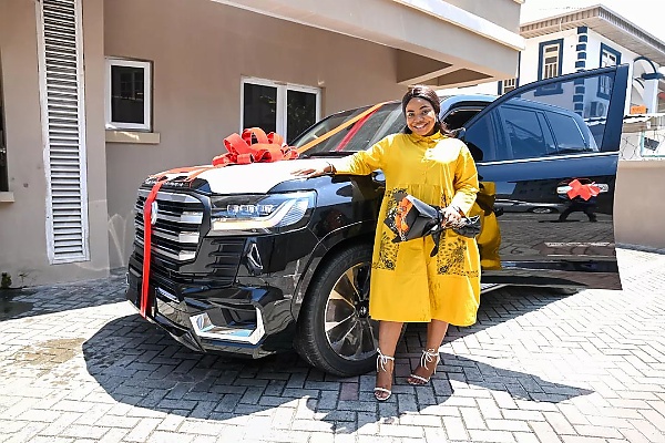 Mercy Chinwo Gets Toyota SUV Gift From Hubby On Her 31st Birthday