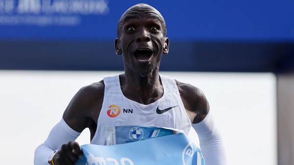 Eliud Kipchoge Breaks His Own Marathon World Record In Berlin