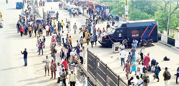 Commuters Stranded As Lagos Drivers Protest Extortion, Harassment By Agberos