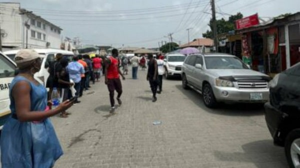 Election Update: Ballot Boxes Snatched, Violence Erupts Outside Oba Elegushi Palace