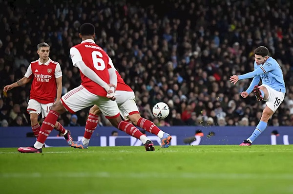 Anxiety Grips Arsenal Fans Ahead Crucial City Clash