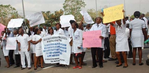 Health Workers Begin Indefinite Strike