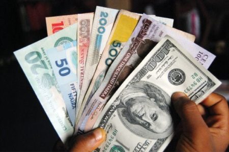 Naira Gains Slightly Against The Dollar, Trading At N464.50
