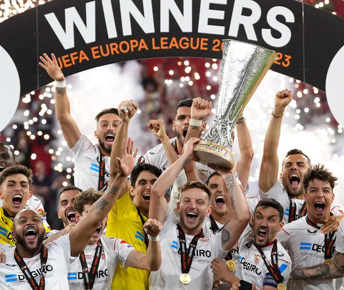 Sevilla Defeat Roma on Penalties to Win Their Seventh Europa League Title In a Row.