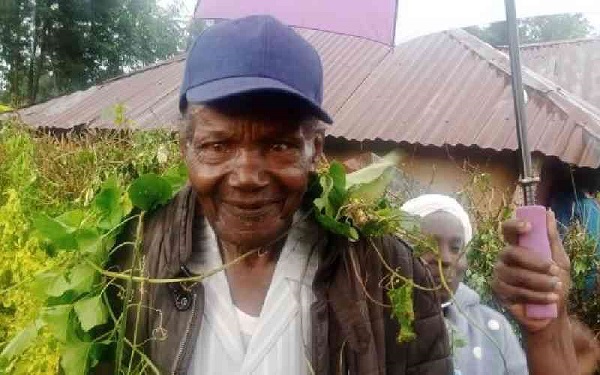 91-Year-Old Kenyan Man Returns Home with Only a Walking Stick after 50 Years in Pursuit of a Better Life