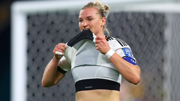 Germany’s World Cup Exit Leaves Alexandra Popp in Disbelief