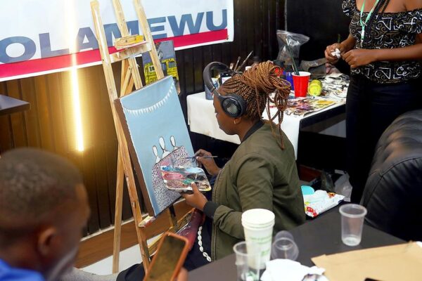 Nigerian Artist Paints For Over 40 Hours As She Attempts To Break Guinness  World Record