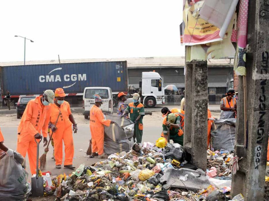 Lagos Seals Two Markets For Poor Waste Disposal