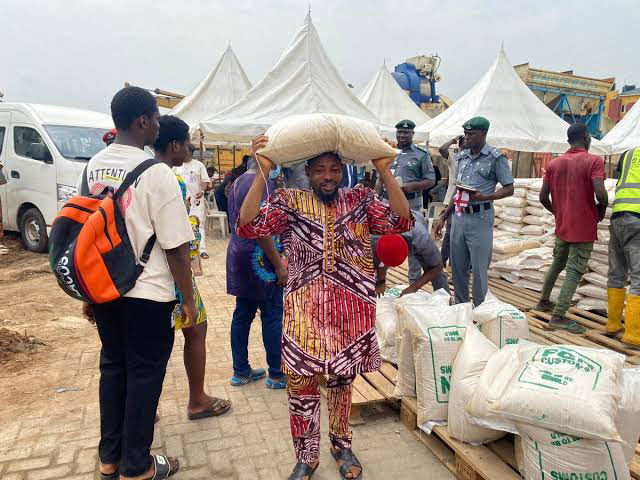 Customs Suspend Rice Sale After Seven Die In Stampede