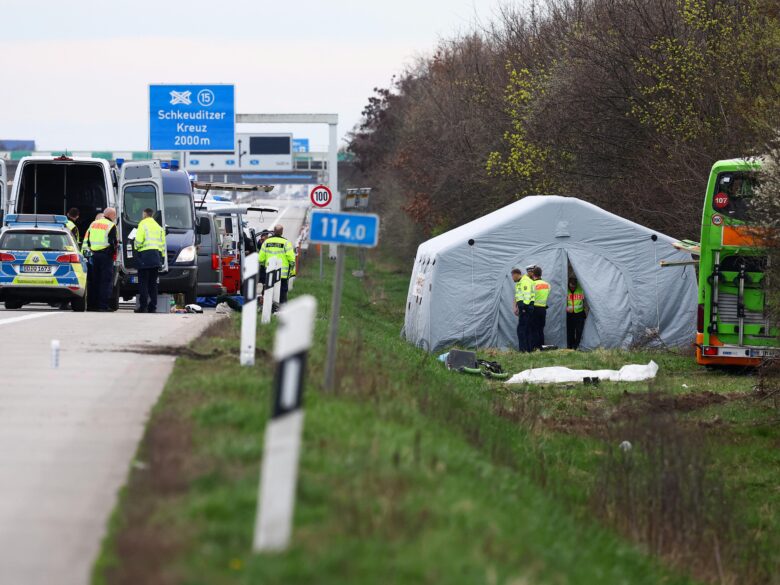Several Dead In Coach Crash On Eastern German Motorway