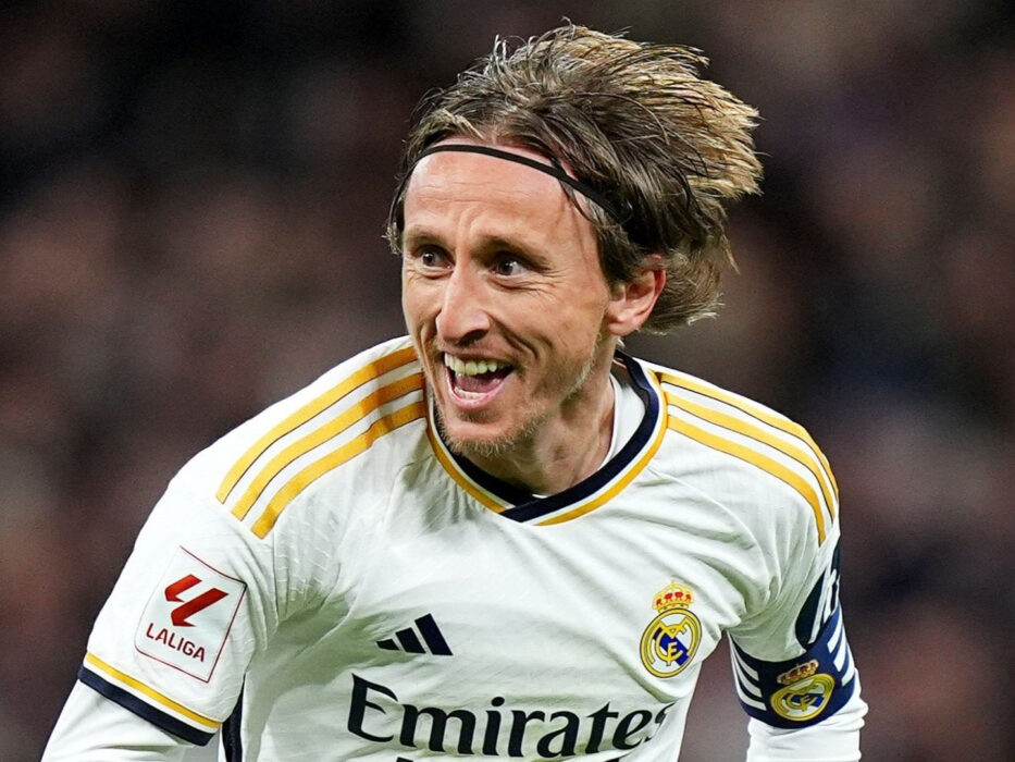 Modric Signs New 1-Year Deal With Real Madrid