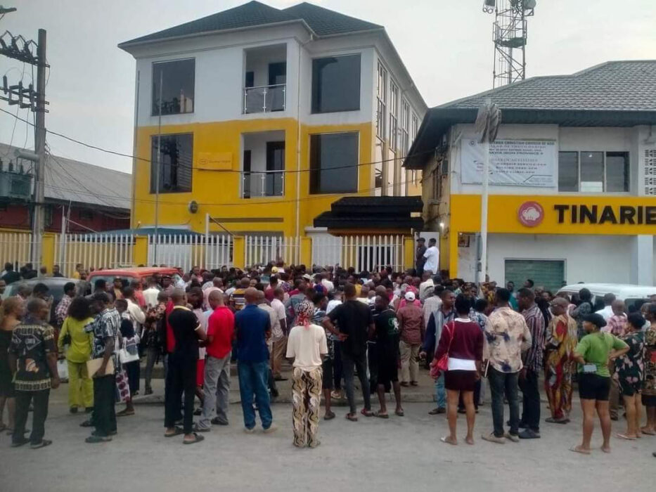 Osun Residents Protest SIM Blockage, Creating Traffic Gridlock