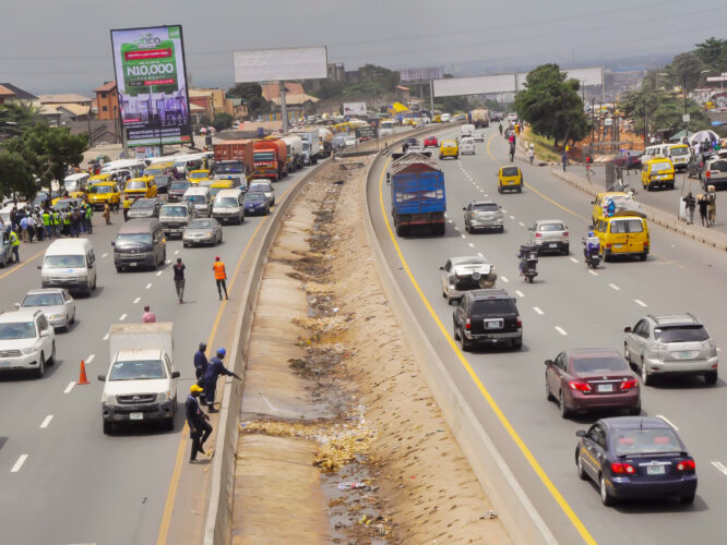 Lagos and Ogun Launch Campaign to Ban Open Defecation Along Lagos/Ibadan Expressway