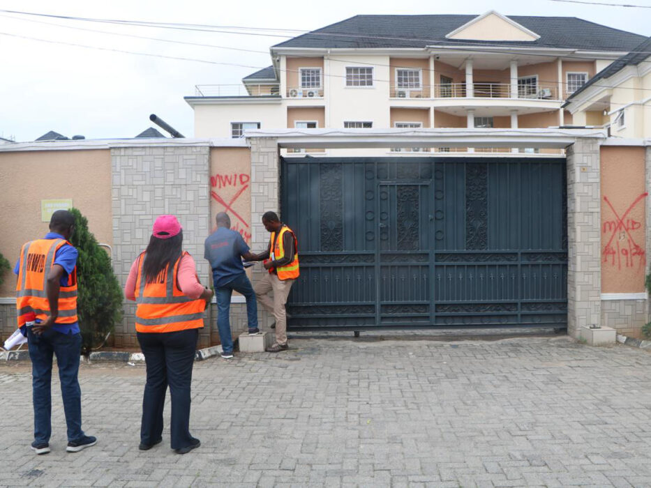 Lagos Threatens To Demolish 280 Illegal Structures