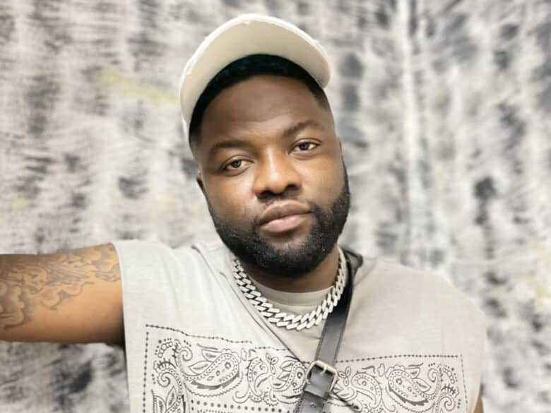 "They Deserve It" - Skales Reacts to EFCC Officer's Shooting During Raid